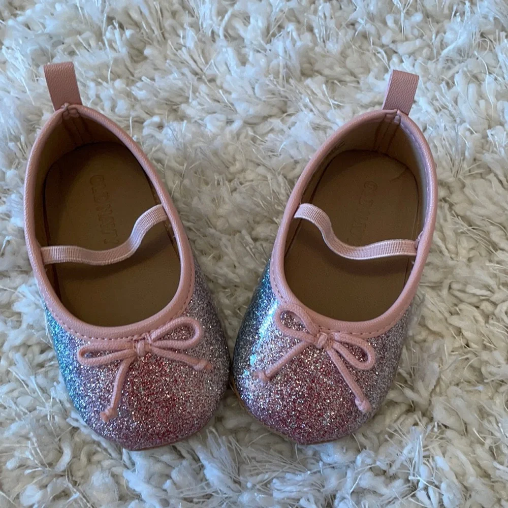 NWOT Old Navy Baby Girls Sparkly ballet flats!!!